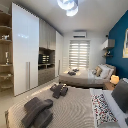 Cheerful Two Bedrooms Flat With Bbq *