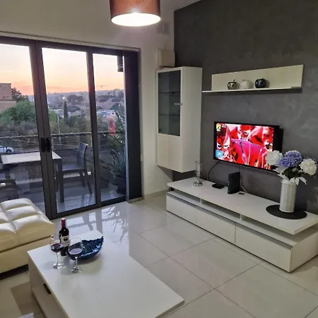 Cheerful Two Bedrooms Flat With Bbq شقة مسيدا