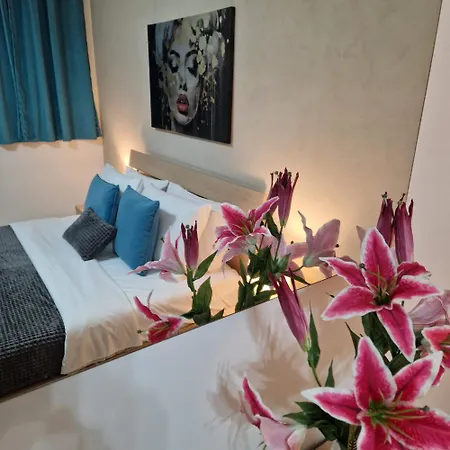 Daire Cheerful Two Bedrooms Flat With Bbq