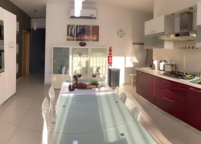 Apartament Cheerful Two Bedrooms Flat With Bbq *