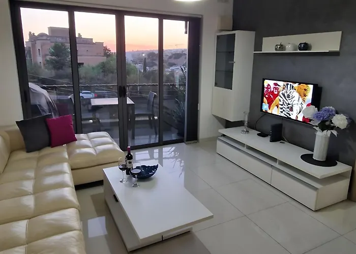 Apartament Cheerful Two Bedrooms Flat With Bbq *